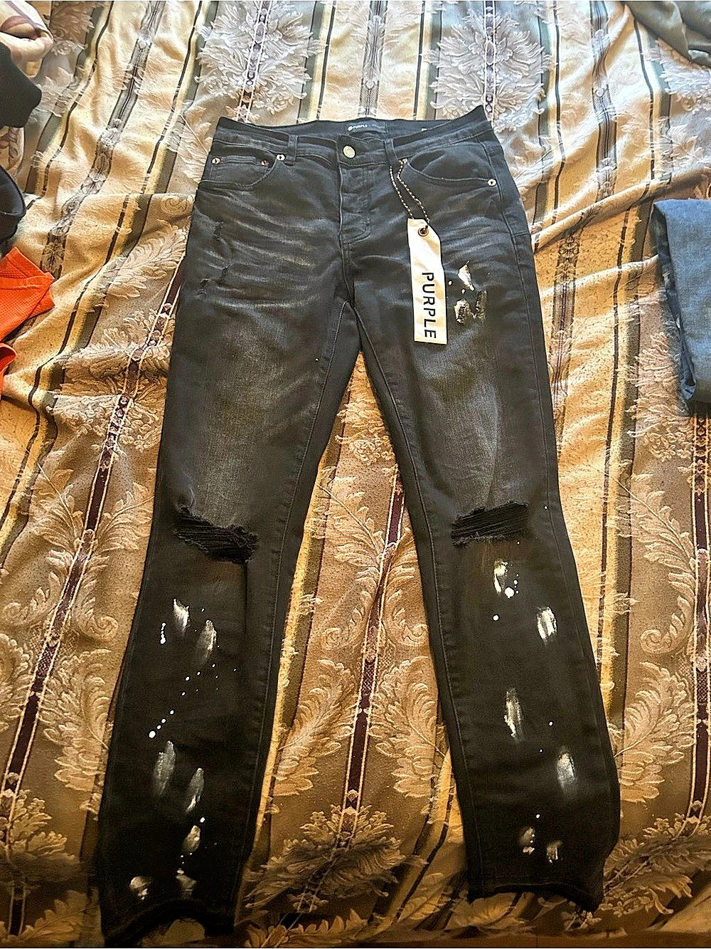 PURPLE Skinny Distressed Jeans in Black NWT